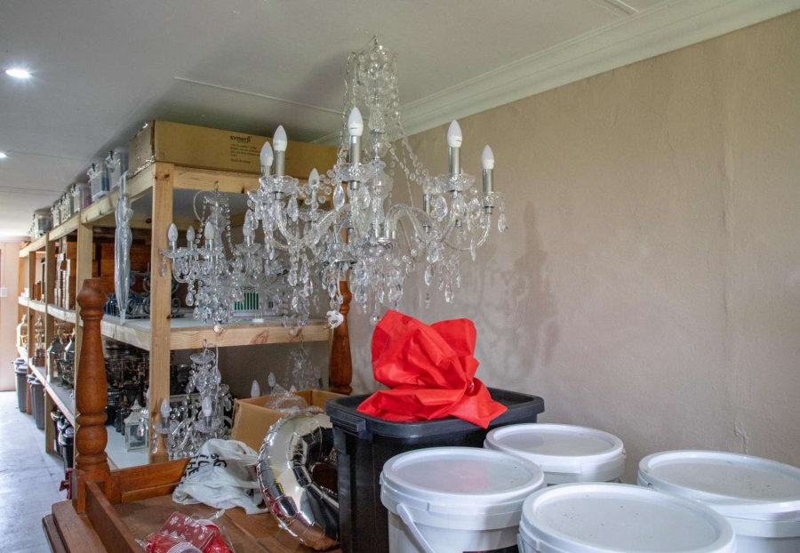 18 Bedroom Property for Sale in Heilbron Free State